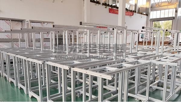 還在使用銹跡斑斑的鐵框架嗎？ —澳宏鋁業告訴你鋁型材不一樣的優點