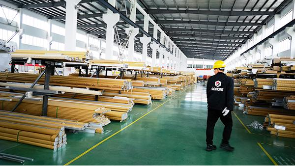 采購鋁型材時(shí)應(yīng)該注意哪幾點(diǎn)？