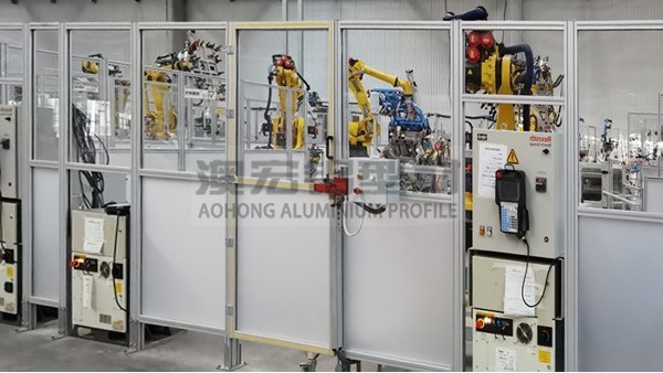 安全通透又靈活！詳解工業(yè)鋁型材圍欄的五大應用場景