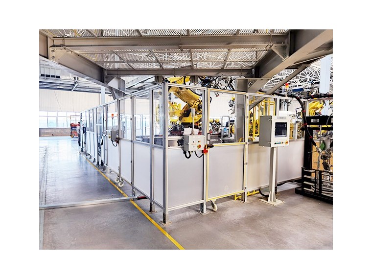 保護(hù)機(jī)器人的安全圍欄