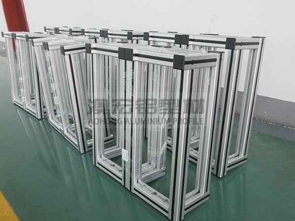 鋁型材打造的光纜設備機架：輕韌相承，穩固護航